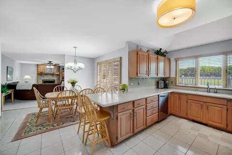 1809 185th St, Lansing, IL 60438 photo 12