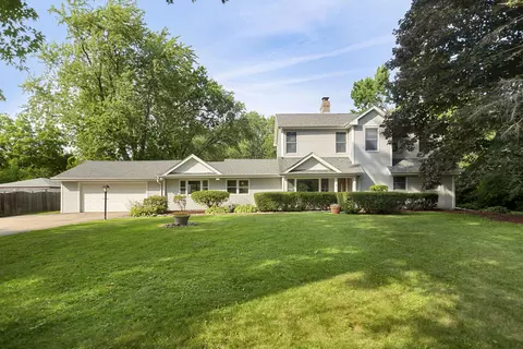 7062 Osage Rd, Long Grove, IL 60060