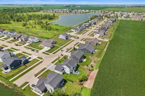 View/Area - 906 Declaration Dr, Savoy, IL 61874 photo 4 of 8