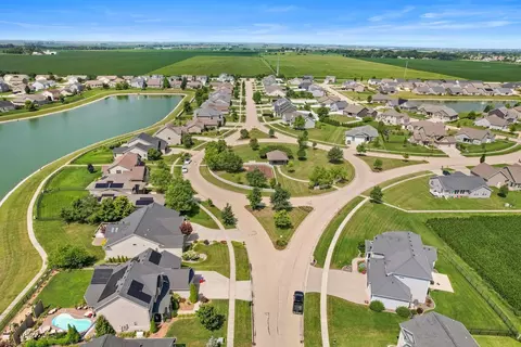 View/Area - 906 Declaration Dr, Savoy, IL 61874 photo 7 of 8