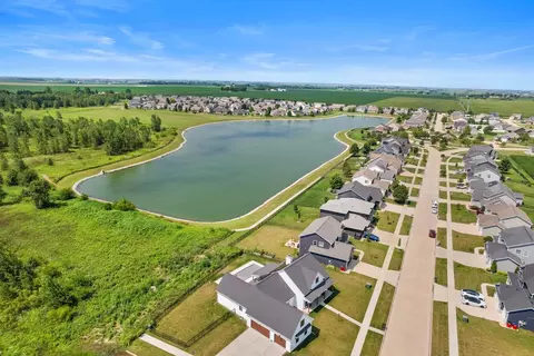 View/Area - 906 Declaration Dr, Savoy, IL 61874 photo 6 of 8