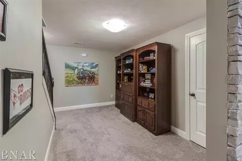 2702 Shepard Rd, Normal, IL 61761 photo 18