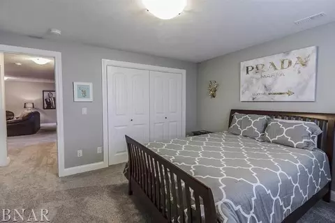 2702 Shepard Rd, Normal, IL 61761 photo 25