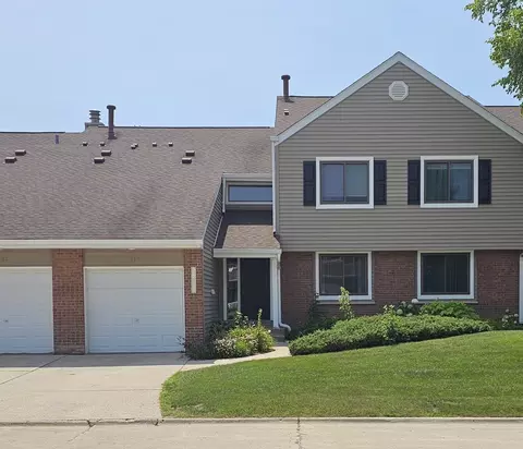964 Harvest Cir #964, Buffalo Grove, IL 60089