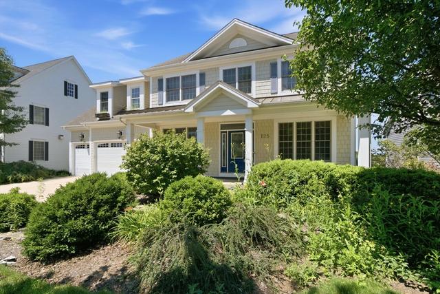 125 Goldenrod Dr, Sugar Grove, IL 60554