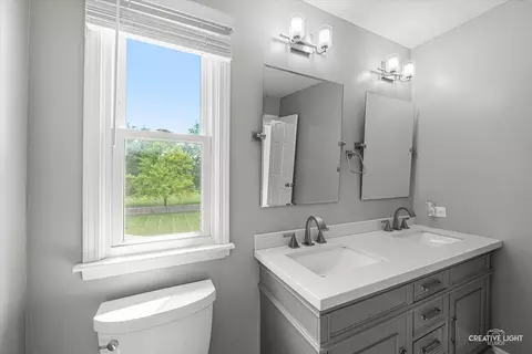 Bath - 2476 Barkdoll Rd, Naperville, IL 60565 photo 5 of 7
