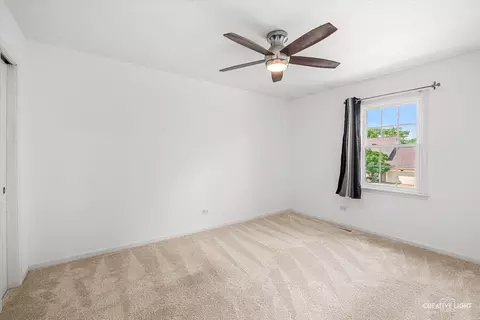 Bedroom - 2476 Barkdoll Rd, Naperville, IL 60565 photo 4 of 5