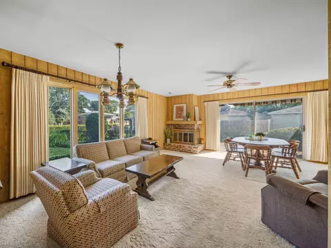 Living - 2531 William Ave, Glenview, IL 60025 photo 6 of 7