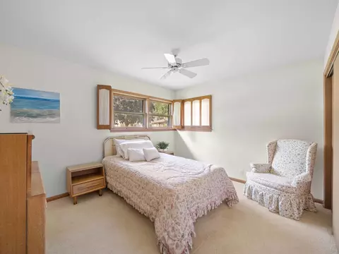 Bedroom - 2531 William Ave, Glenview, IL 60025 photo 1 of 3