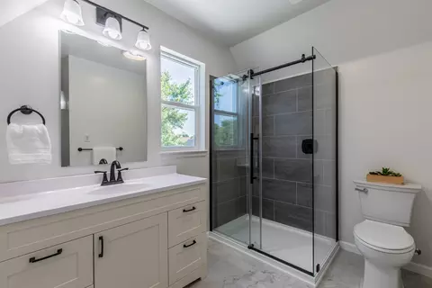 Bath - 309 E Van Buren St, Ohio, IL 61349 photo 2 of 4