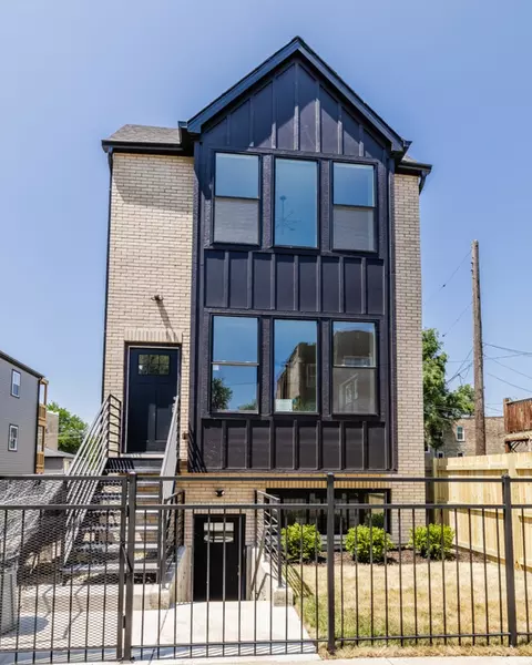 544 N Lawndale Ave, Chicago, IL 60624