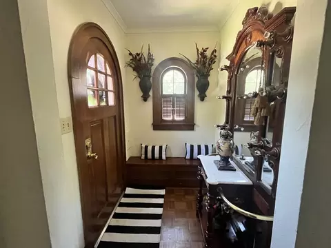 Entry Way - 2404 28th St, Moline, IL 61265 photo 1 of 2