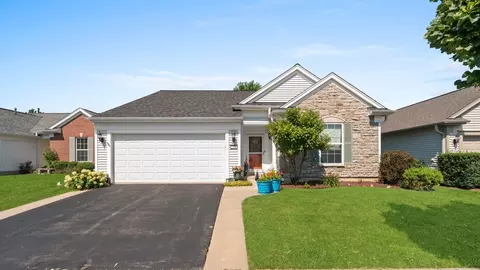12385 Copper Ln, Huntley, IL 60142