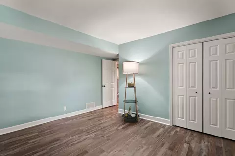 Bedroom - 406 S 8th St, Eldridge, IA 52748 photo 1 of 7