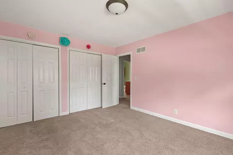 Bedroom - 406 S 8th St, Eldridge, IA 52748 photo 7 of 7