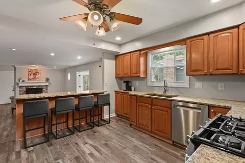 Kitchen - 406 S 8th St, Eldridge, IA 52748 photo 1 of 3