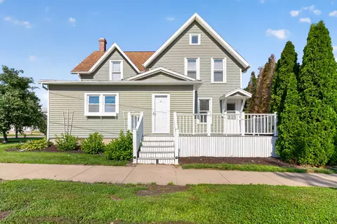 41 Mitchell St S, Preston, IA 52069