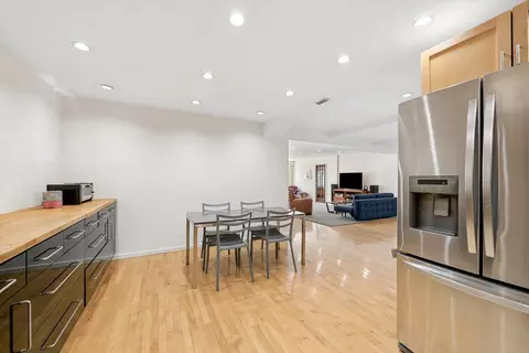 Kitchen - 40 E 9th St #1616, Chicago, IL 60605 photo 3 of 3