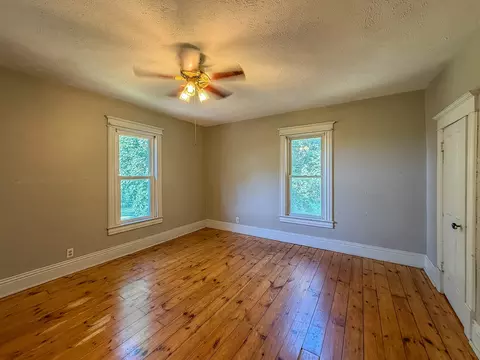 Bedroom - 23 E 1500 North Rd, Cisco, IL 61830 photo 10 of 13