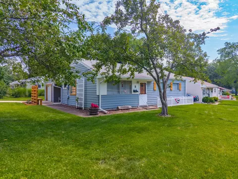 Exterior - 2 Norwood Dr, Normal, IL 61761 photo 1 of 7