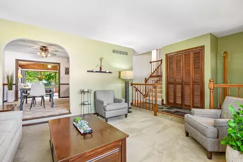 213 E Willow St, Elburn, IL 60119 photo 7