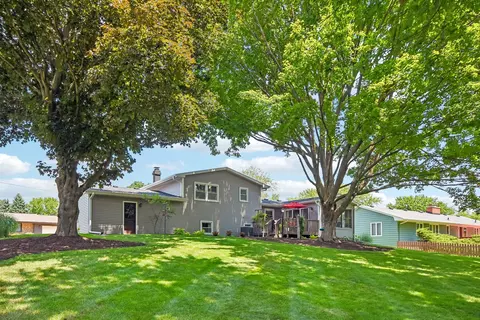 213 E Willow St, Elburn, IL 60119 photo 33