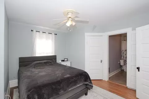 Bedroom - 633 Lillie St, Elgin, IL 60120 photo 1 of 6