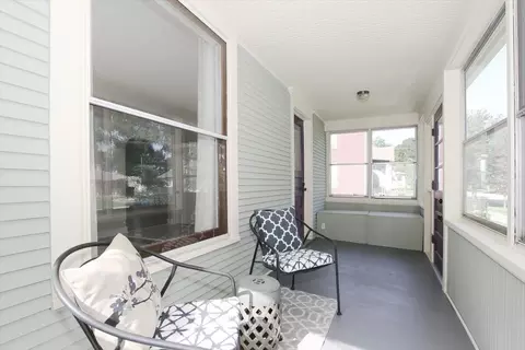 Exterior - 633 Lillie St, Elgin, IL 60120 photo 3 of 5