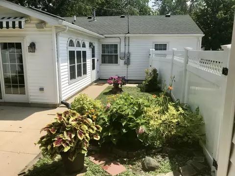 1714 Pike St, Peru, IL 61354 photo 22
