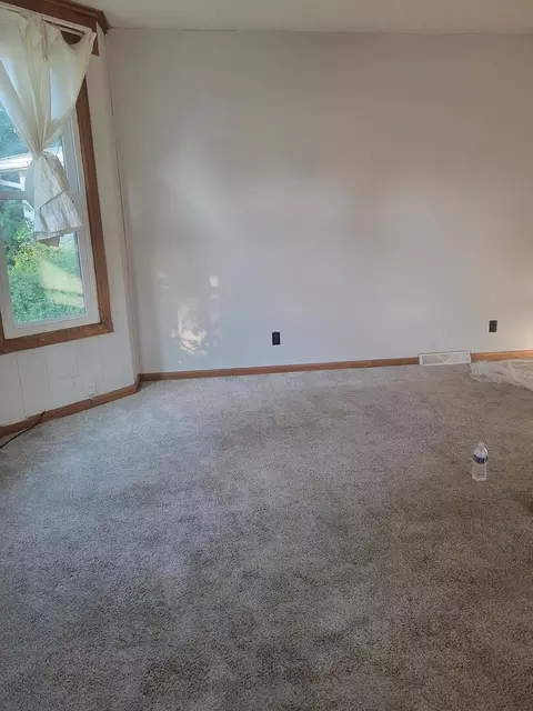 2805 S Marshall Ave, Mattoon, IL 61938 photo 5