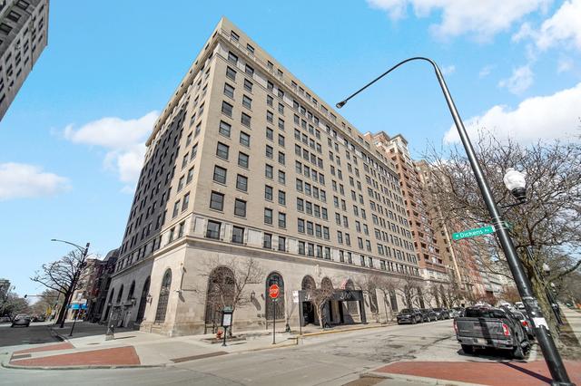 2100 N Lincoln Park West St #6CN, Chicago, IL 60614
