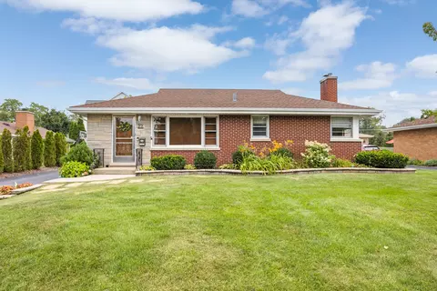 22 6th St, Downers Grove, IL 60515