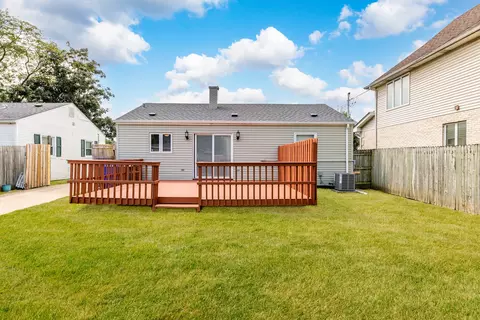 Exterior - 8708 44th Pl, Lyons, IL 60534 photo 5 of 5