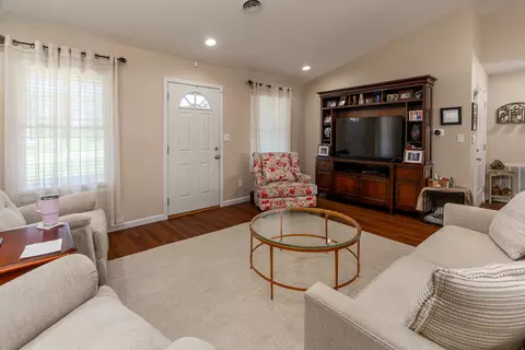 1404 Dew Drop Dr, Marion, IL 62959 photo 7
