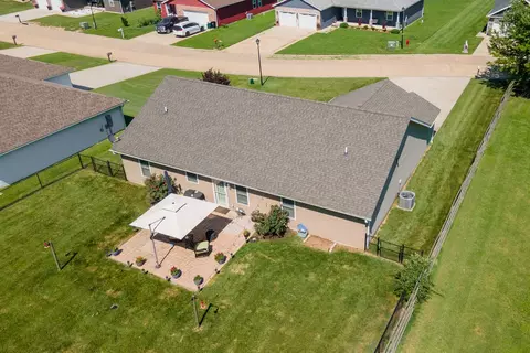 1404 Dew Drop Dr, Marion, IL 62959 photo 37