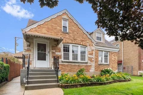 6601 W Schorsch St, Chicago, IL 60634