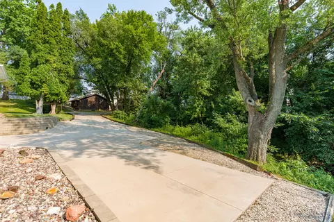 Exterior - 3224 11th St, Moline, IL 61265 photo 3 of 6