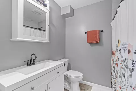 Bath - 3224 11th St, Moline, IL 61265 photo 1 of 3