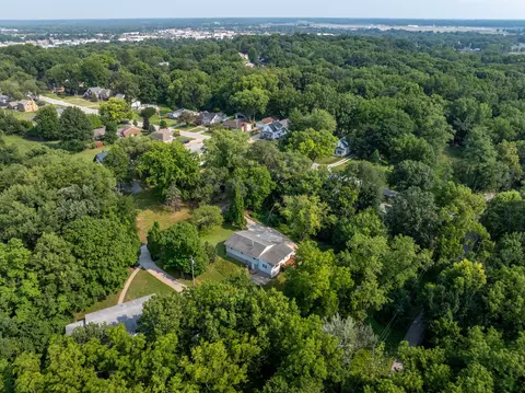 View/Area - 3224 11th St, Moline, IL 61265 photo 2 of 7