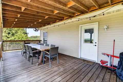 Exterior - 1334 S 16000w Rd, Reddick, IL 60961 photo 7 of 17