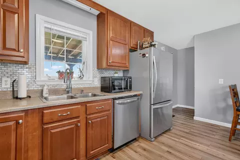 Kitchen - 1334 S 16000w Rd, Reddick, IL 60961 photo 7 of 8