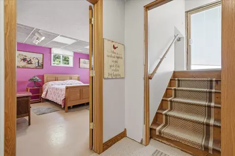 Bedroom - 7302 Old Peoria Rd, Danvers, IL 61732 photo 5 of 5