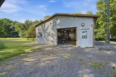 Other - 7302 Old Peoria Rd, Danvers, IL 61732 photo 7 of 9
