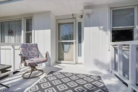 Exterior - 7302 Old Peoria Rd, Danvers, IL 61732 photo 7 of 10