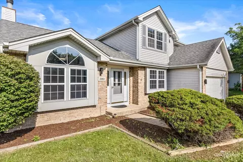 380 Regency Ct, Aurora, IL 60504 photo 3