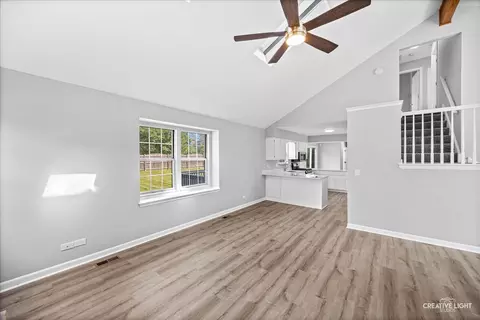 380 Regency Ct, Aurora, IL 60504 photo 11
