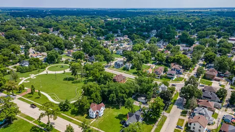 1076 E Maple St, Kankakee, IL 60901 photo 40