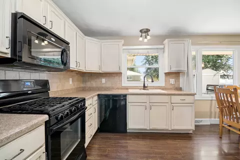 Kitchen - 922 W Van Meter St, Kankakee, IL 60901 photo 1 of 3