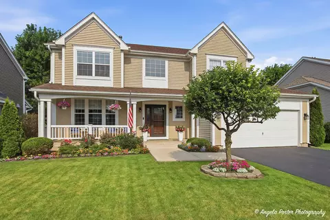 1932 Harrison Ave, Mundelein, IL 60060