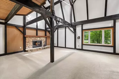 Living - 6205 Katmai Trl, Mchenry, IL 60050 photo 3 of 8